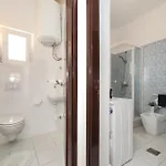 Obala Spanja Roka Cr *