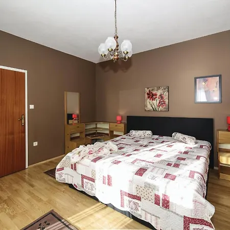 Apartment Obala Spanja Roka Cr * Brodarica (Sibenik-Knin)