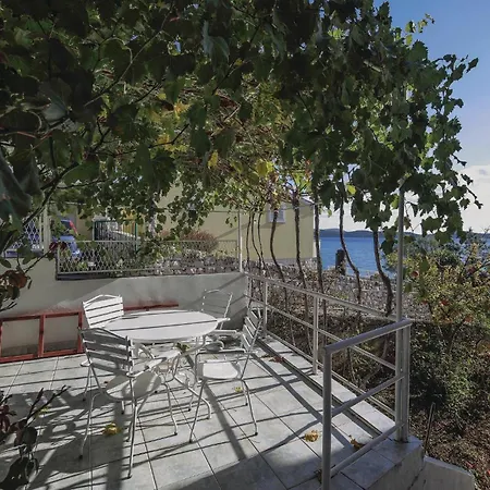 Apartment 3 Bedroom Amazing Apartment In Brodarica